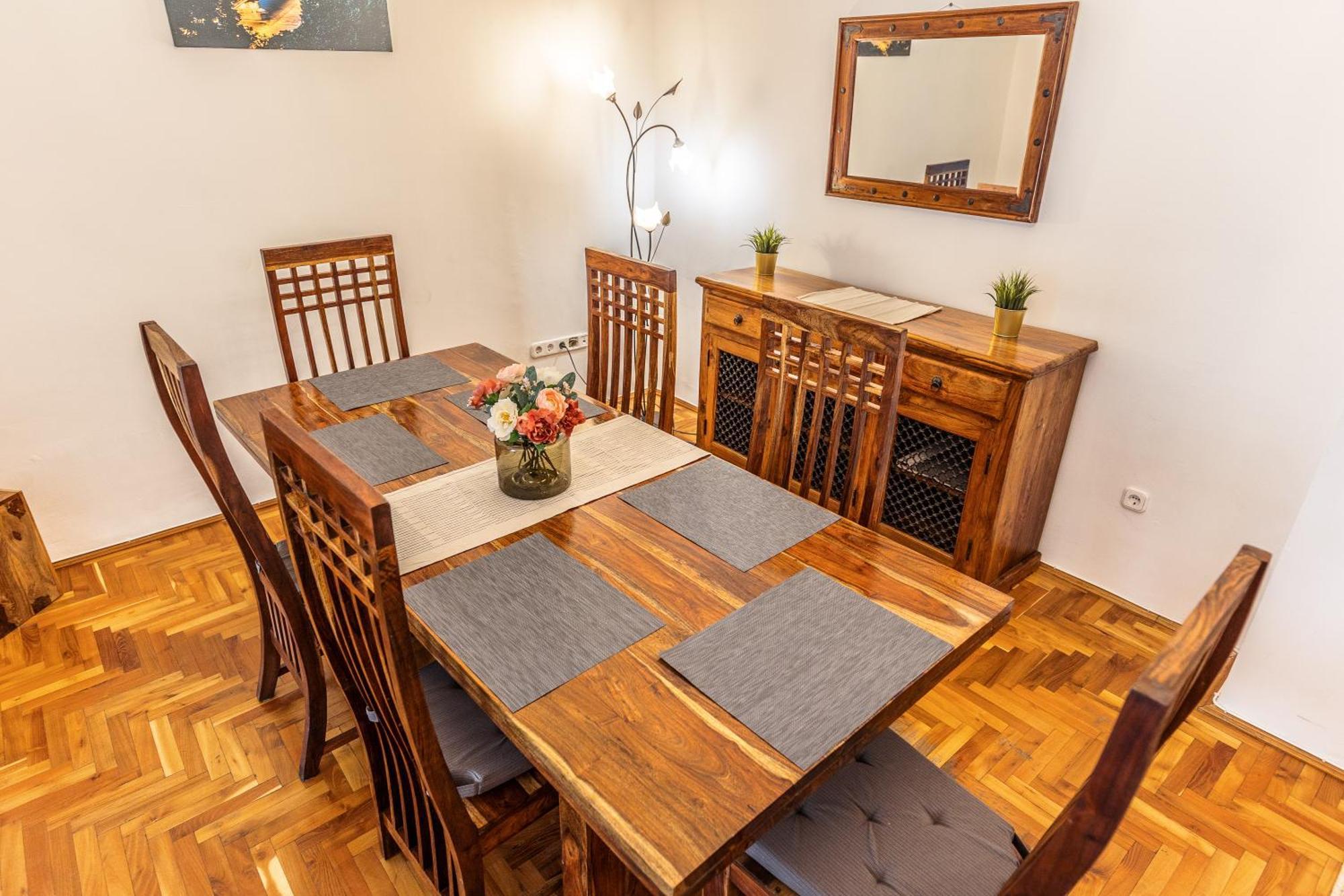 Bright & Spacious Riverside Apartment With Balcony Budapeszt Zewnętrze zdjęcie
